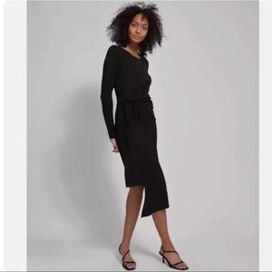 Universal Standard Size Small (normal size 14/16) long sleeved dress.